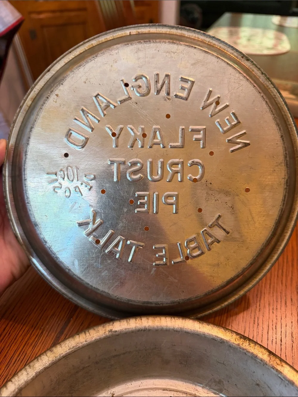 2 Vintage New England Table Talk Flaky Crust Pie Tin 10 Cent & Rival Vented 9